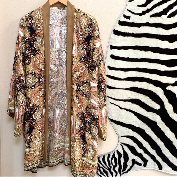 Free People Other - FREE PEOPLE KIMONO Floral with black background